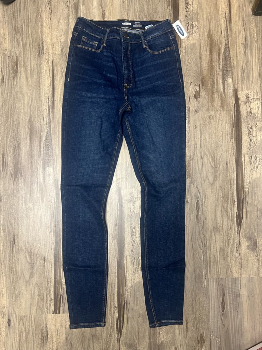 Old Navy Women’s Dark Indigo Rockstar High Rise Skinny Jeans